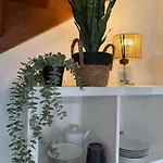 Dove Nest 아파트 퓌작